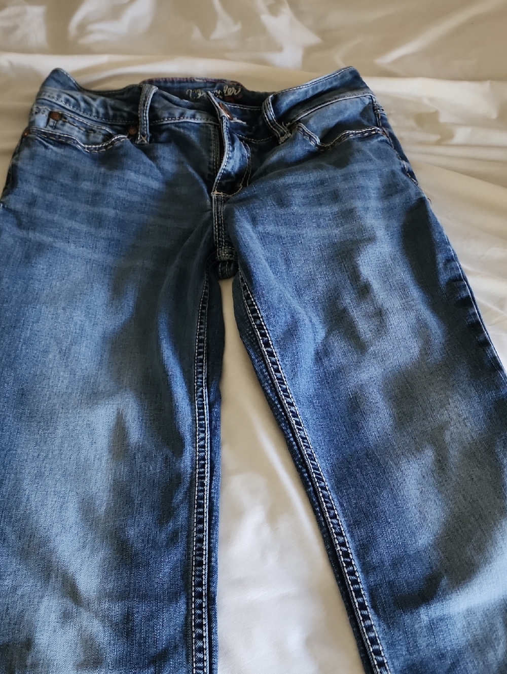 27 x 31 Wrangler Boot Cut Jeans in Medium Blue Wash